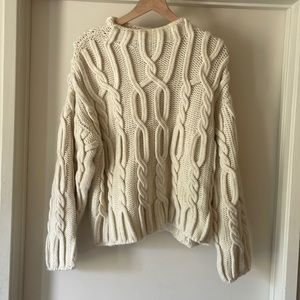 Frame chunky cable knit sweater size m/l